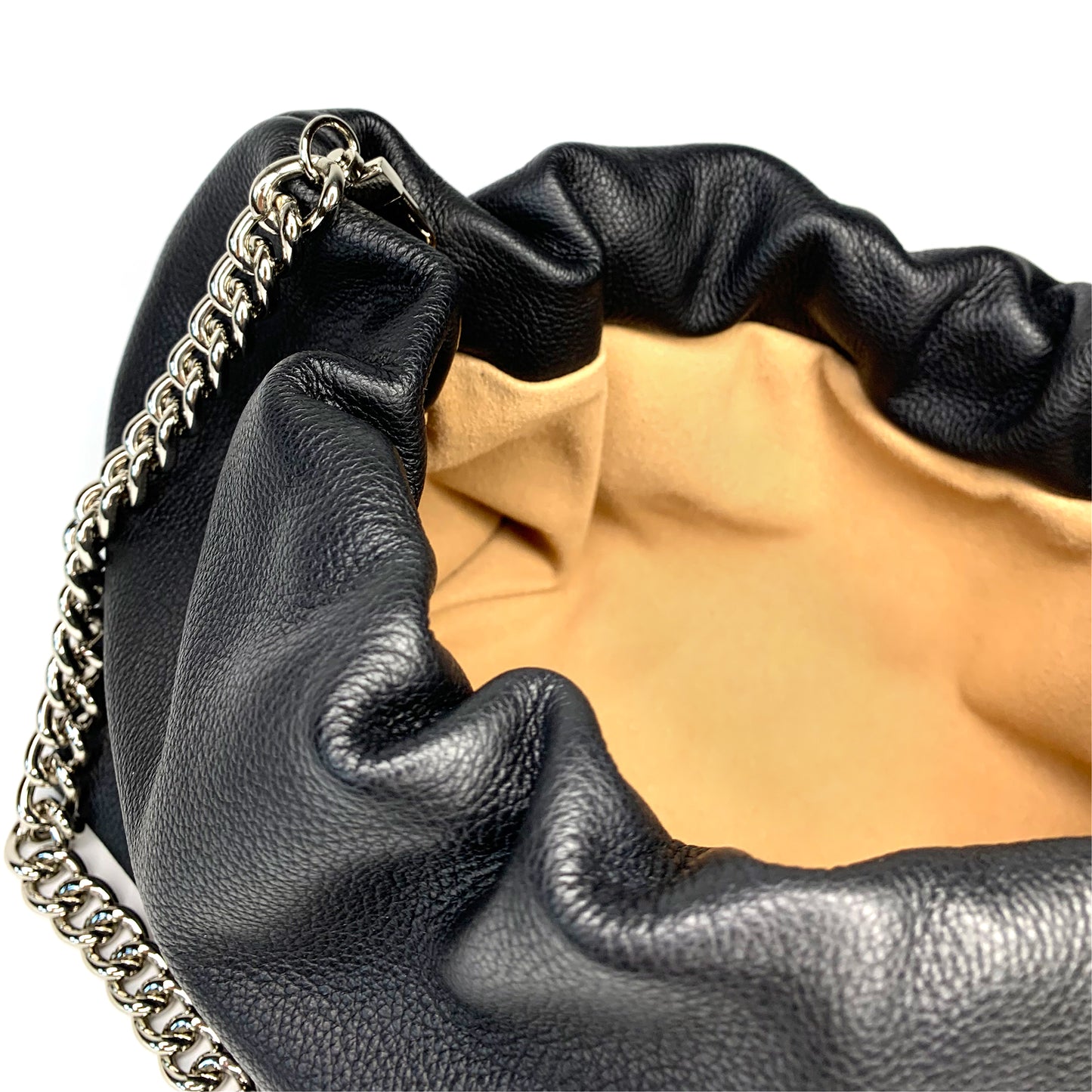 SCRUNCH BLACK