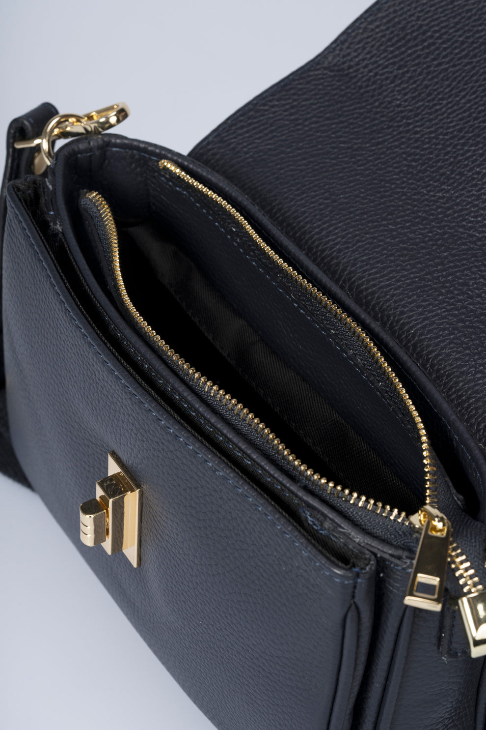 NORA BLACK crossbody