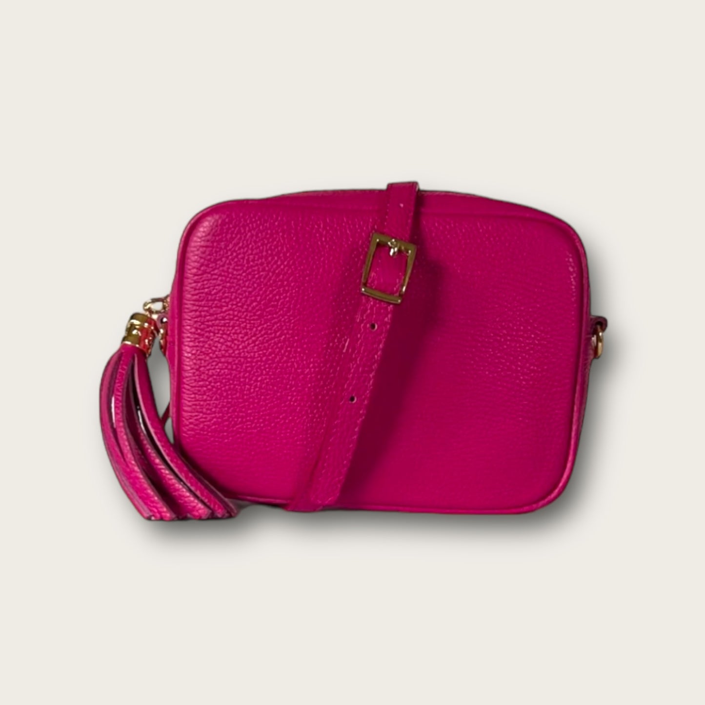 LOLA MAGENTA tassle bag