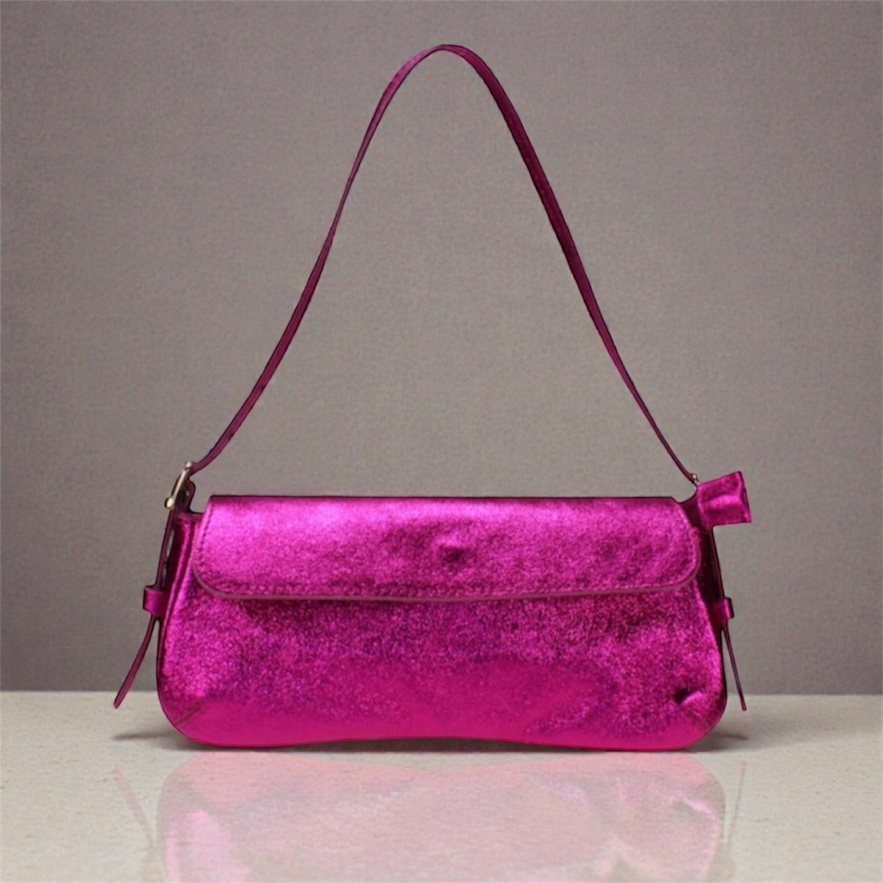 LUCY FUCHSIA metallic baguette
